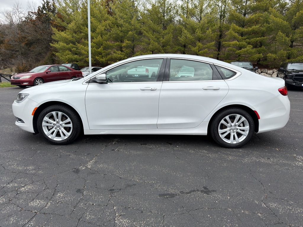 Used 2015 Chrysler 200 Limited with VIN 1C3CCCAB2FN557997 for sale in Lake Geneva, WI