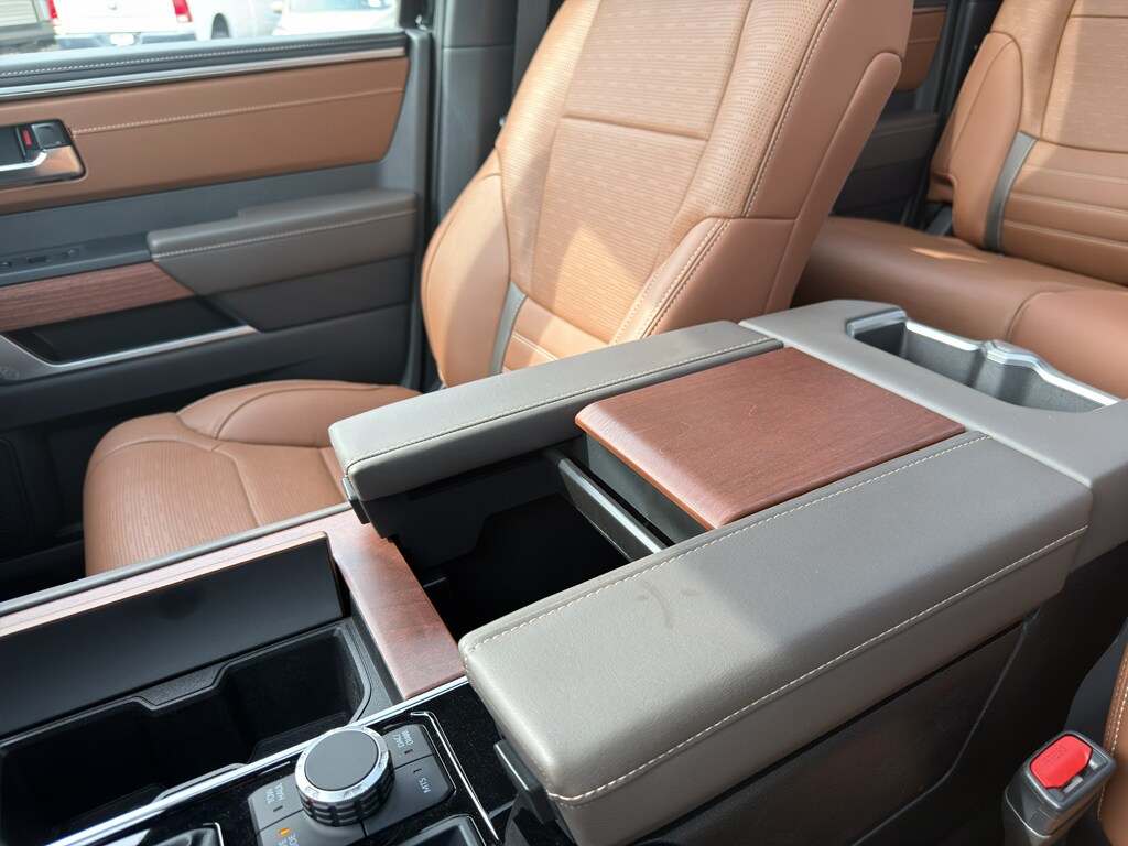 2025 Toyota Tundra 1794 Edition - Photo 19