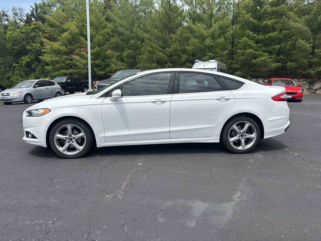 Used 2016 Ford Fusion SE with VIN 3FA6P0T90GR378187 for sale in Lake Geneva, WI