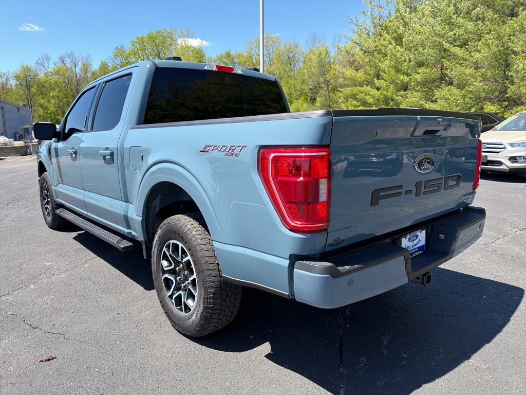 2023 Ford F-150 XLT - Photo 2