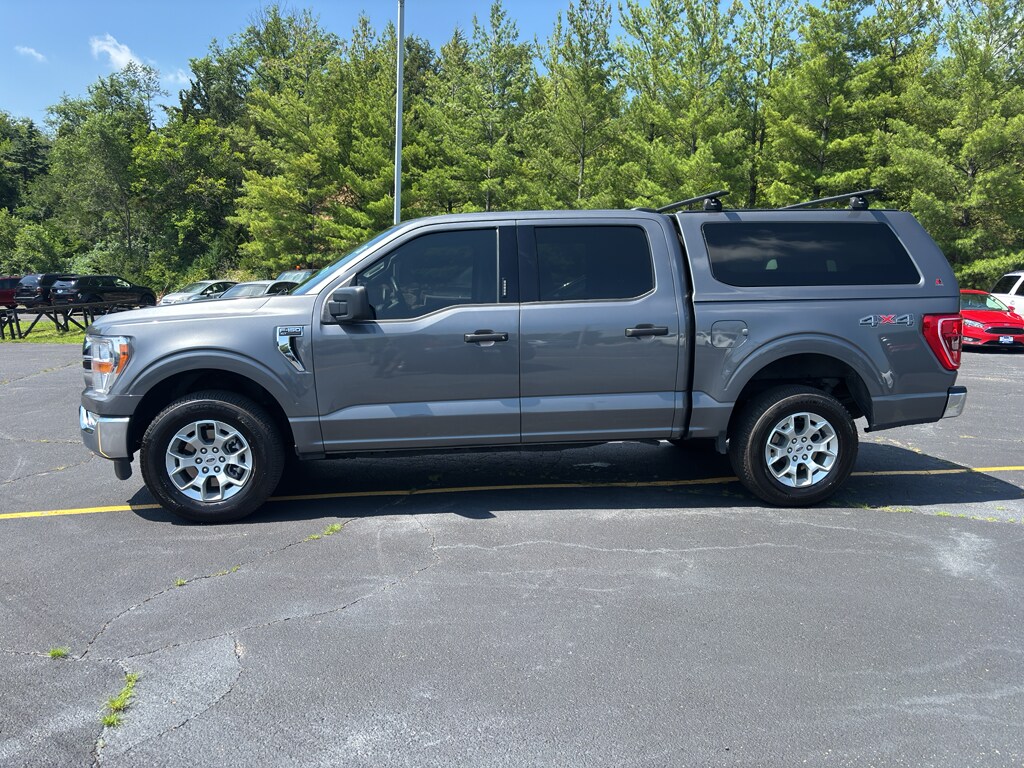 2022 Ford F-150 XLT photo 2