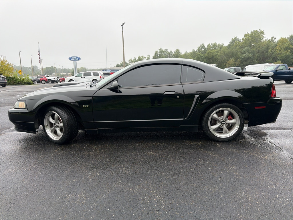 Used 2001 Ford Mustang GT with VIN 1FAFP42X41F204442 for sale in Lake Geneva, WI