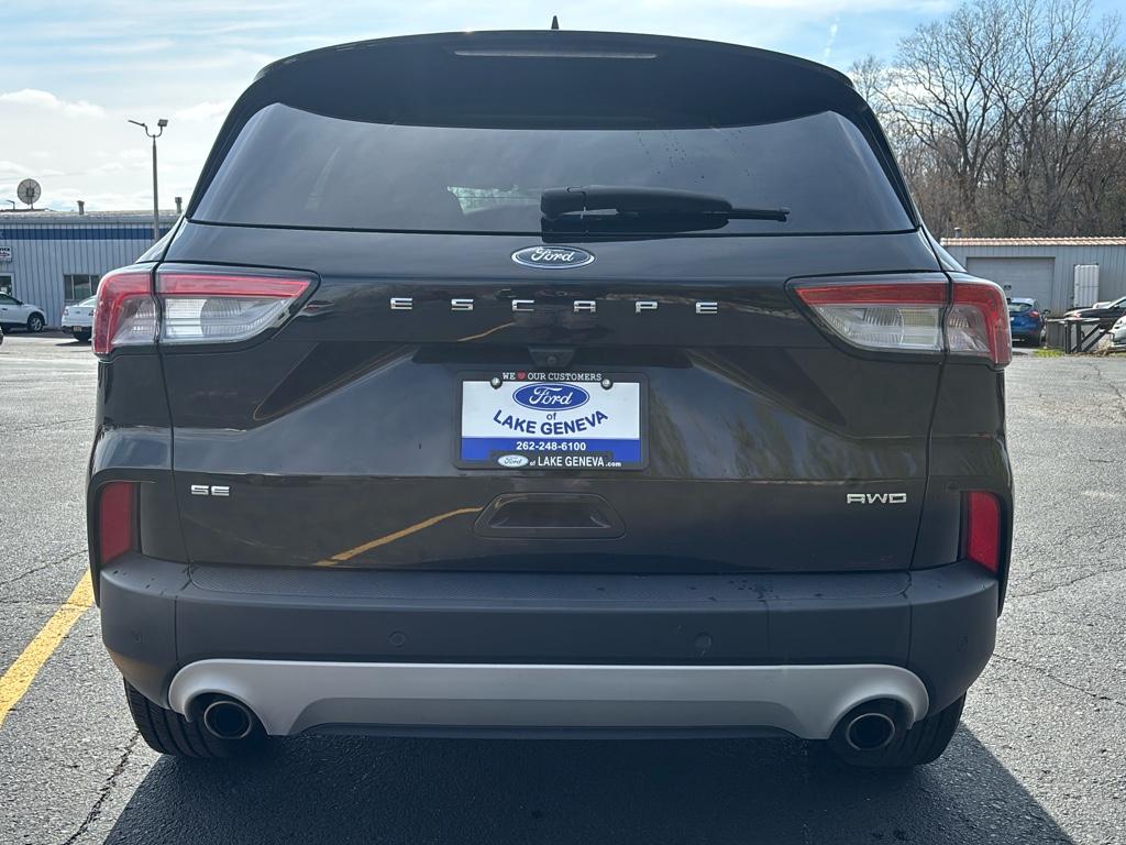 2021 Ford Escape SE Sport photo 4