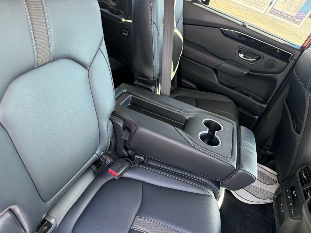 2025 Honda Pilot EX-L - Photo 13