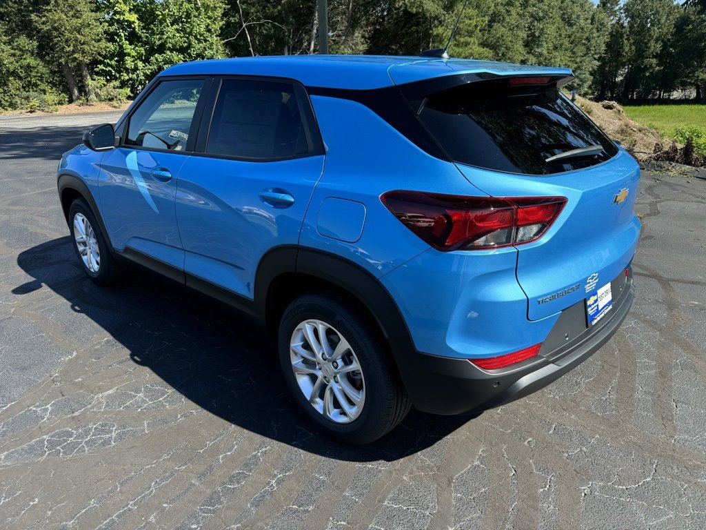 2026 Chevrolet Trailblazer LS photo 3