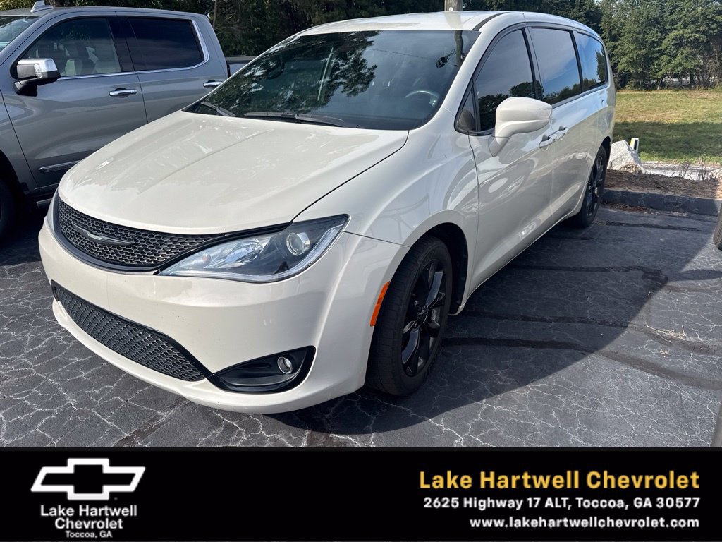 Used 2019 Chrysler Pacifica Touring Plus with VIN 2C4RC1FG2KR593538 for sale in Toccoa, GA
