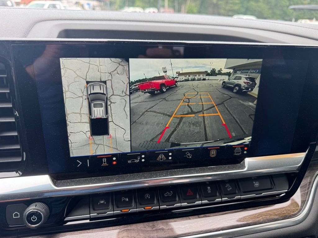 2025 Chevrolet Silverado 1500 LTZ - Photo 28