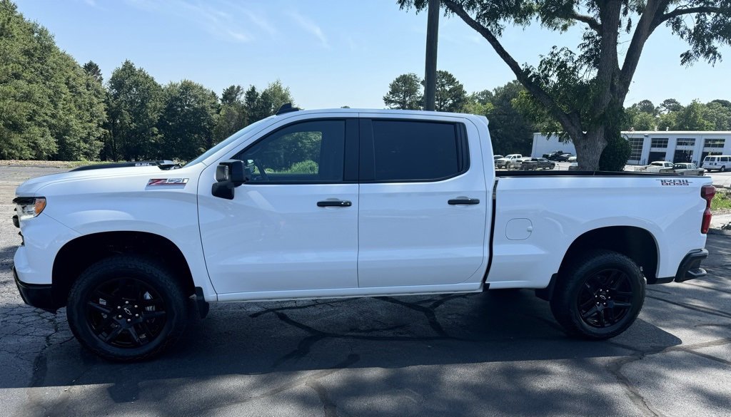 Used 2024 Chevrolet Silverado 1500 LT Trail Boss with VIN 3GCUDFEL3RG407315 for sale in Toccoa, GA