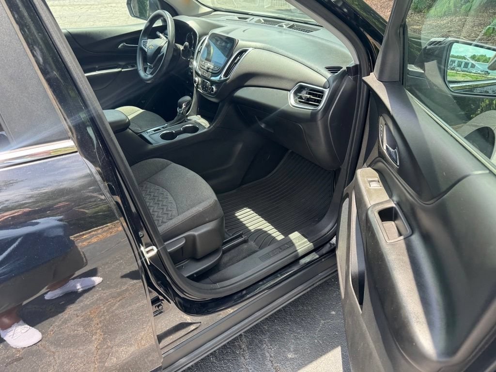 2023 Chevrolet Equinox LT - Photo 9