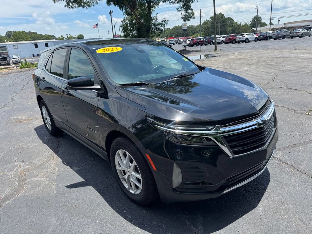 2023 Chevrolet Equinox LT - Photo 11