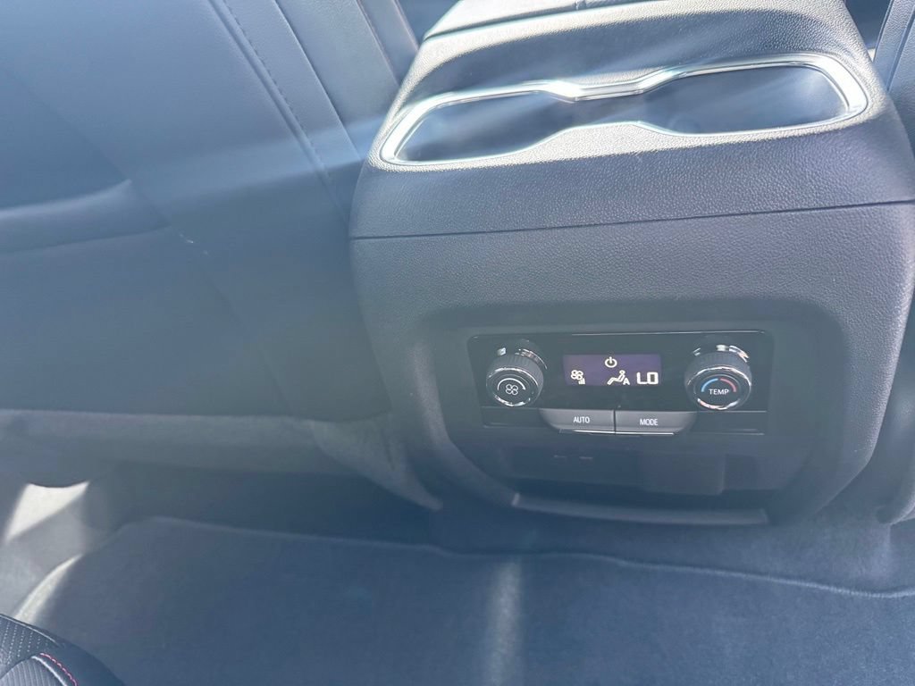 2026 Chevrolet Traverse Z71 - Photo 11