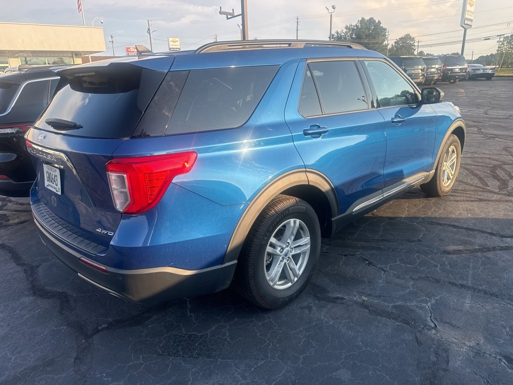 2021 Ford Explorer XLT photo 2