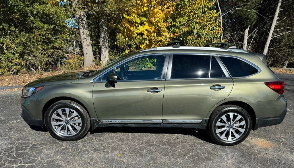 Used 2018 Subaru Outback Touring with VIN 4S4BSATC0J3319537 for sale in Toccoa, GA