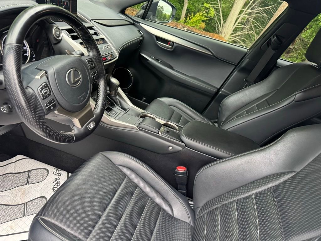 2021 Lexus NX 300 F SPORT - Photo 17