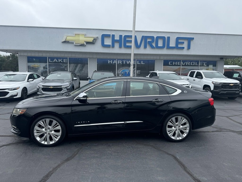 Used 2015 Chevrolet Impala 2LZ with VIN 1G1165S30FU106966 for sale in Toccoa, GA
