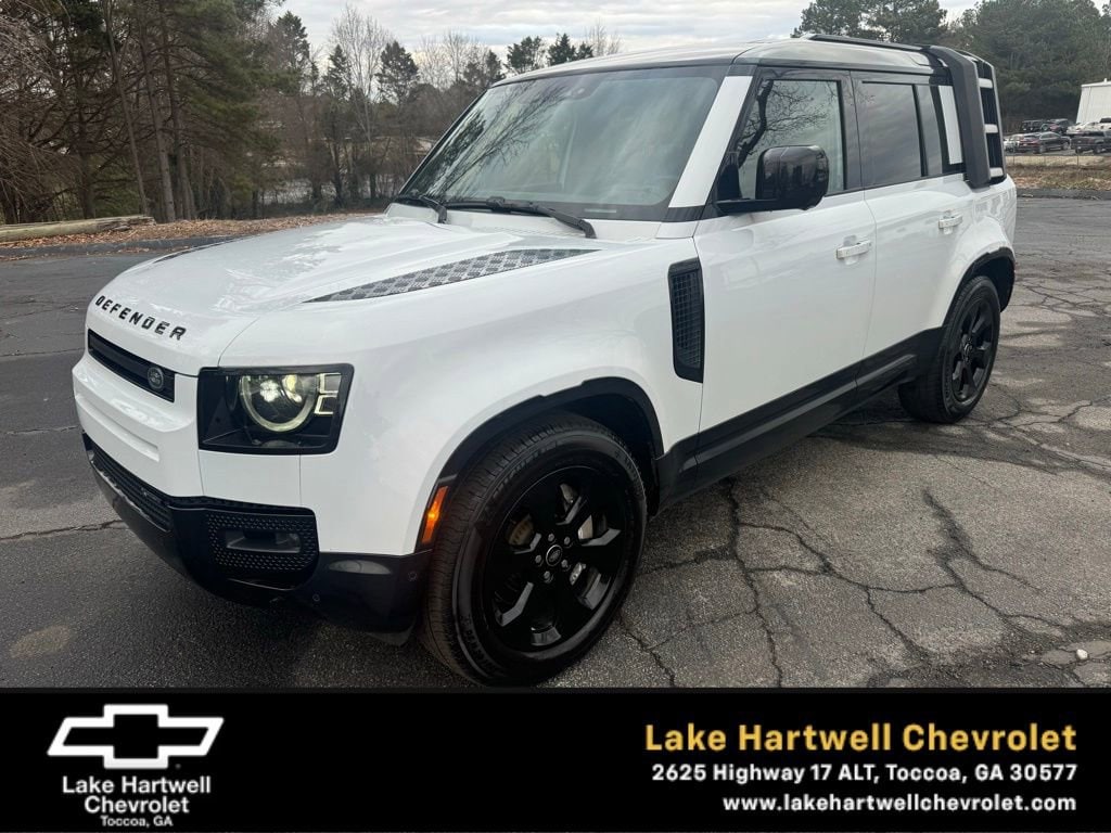 2023 Land Rover Defender X-Dynamic SE's photo