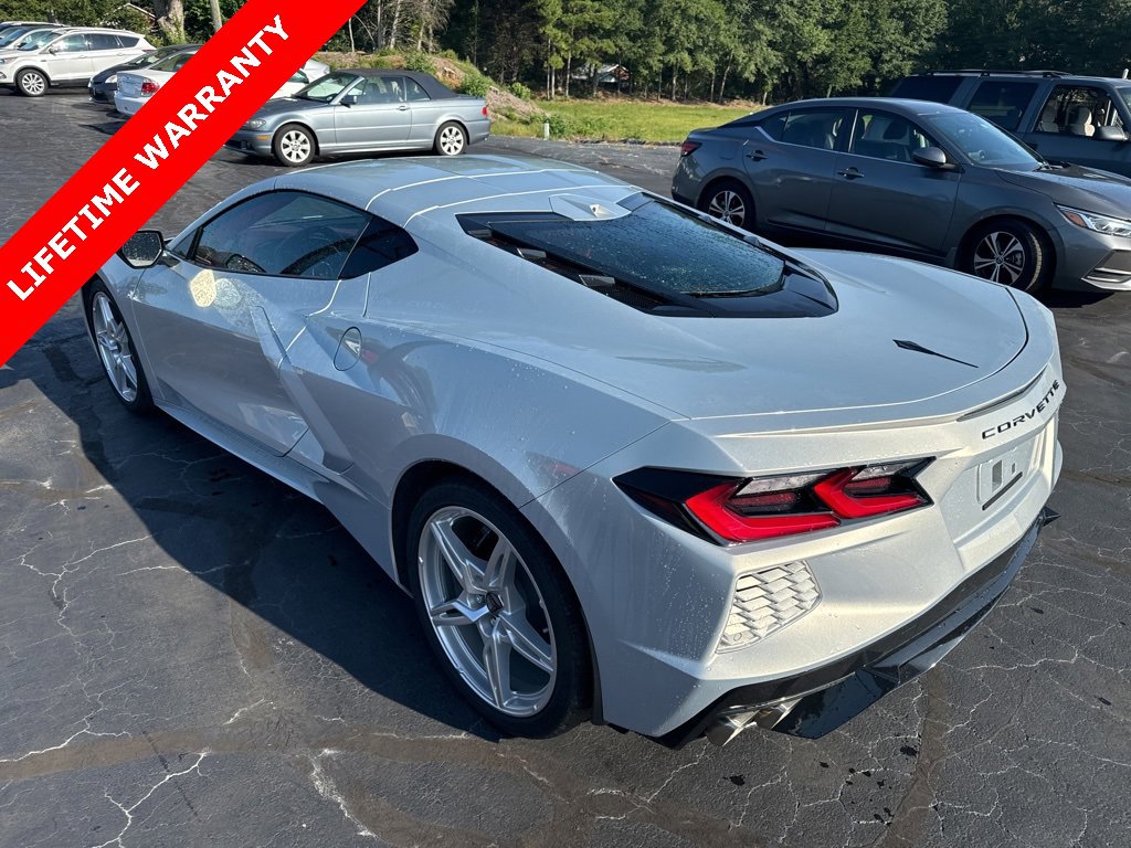 2023 Chevrolet Corvette Stingray 3LT photo 3