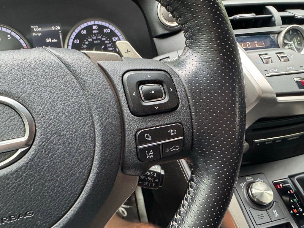 2021 Lexus NX 300 F SPORT - Photo 20