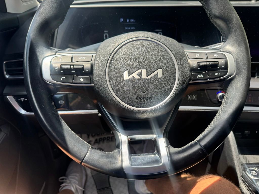 2023 Kia Sportage EX - Photo 18