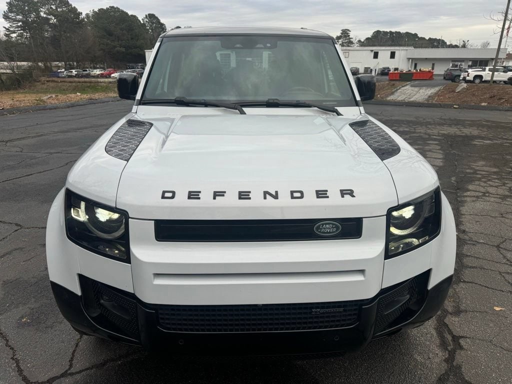2023 Land Rover Defender X-Dynamic SE - Photo 16