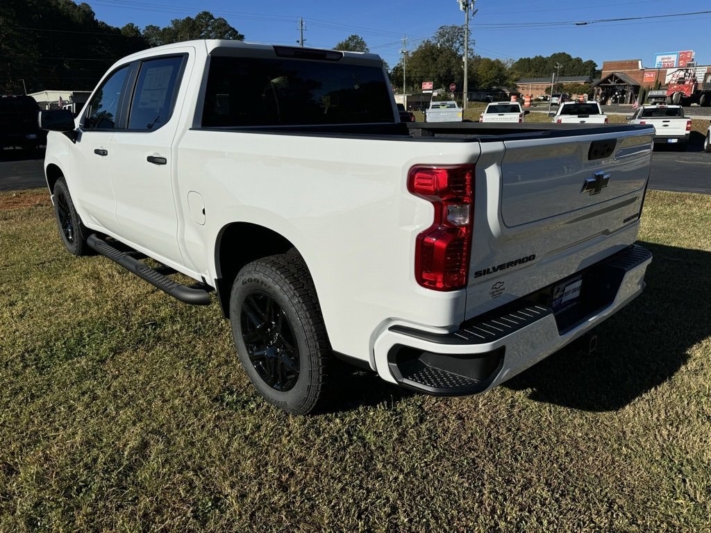 New 2026 Chevrolet Silverado 1500 Custom Truck