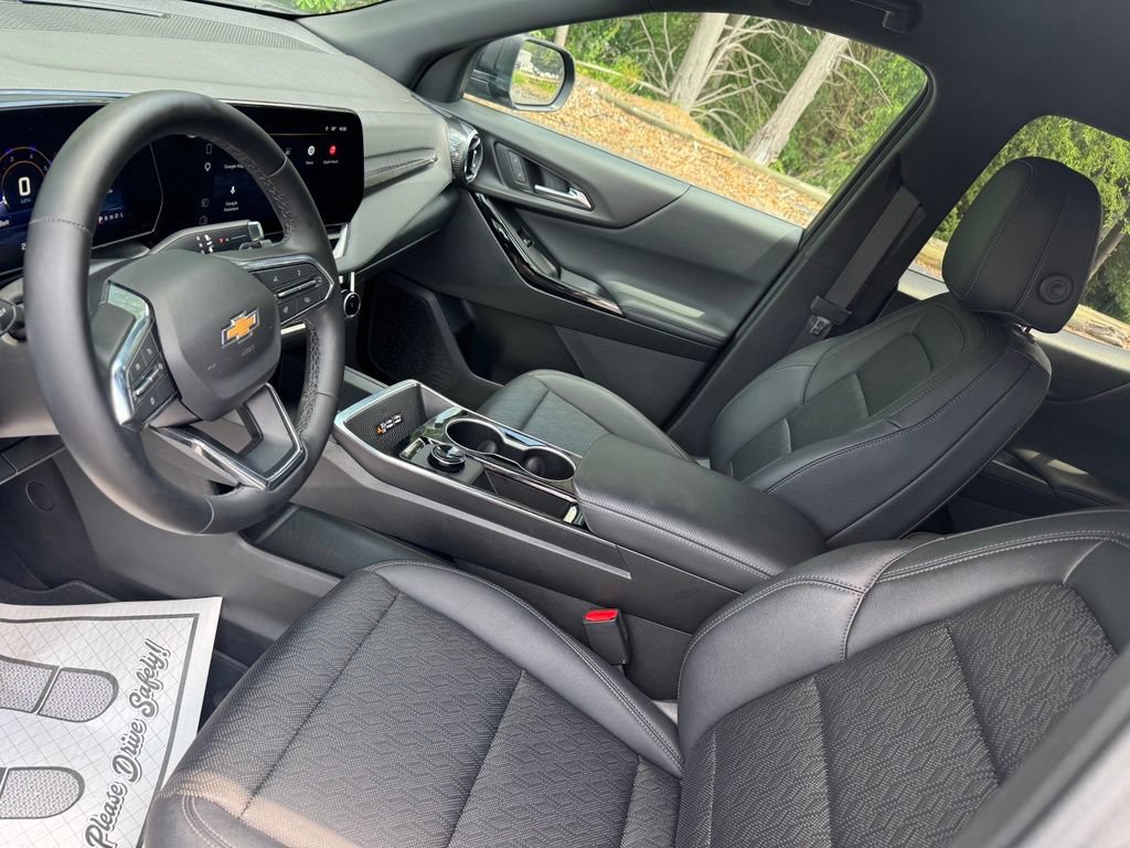2026 Chevrolet Equinox LT - Photo 18