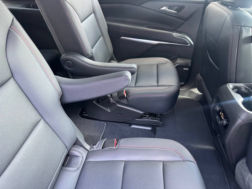 2026 Chevrolet Traverse Z71 - Photo 10