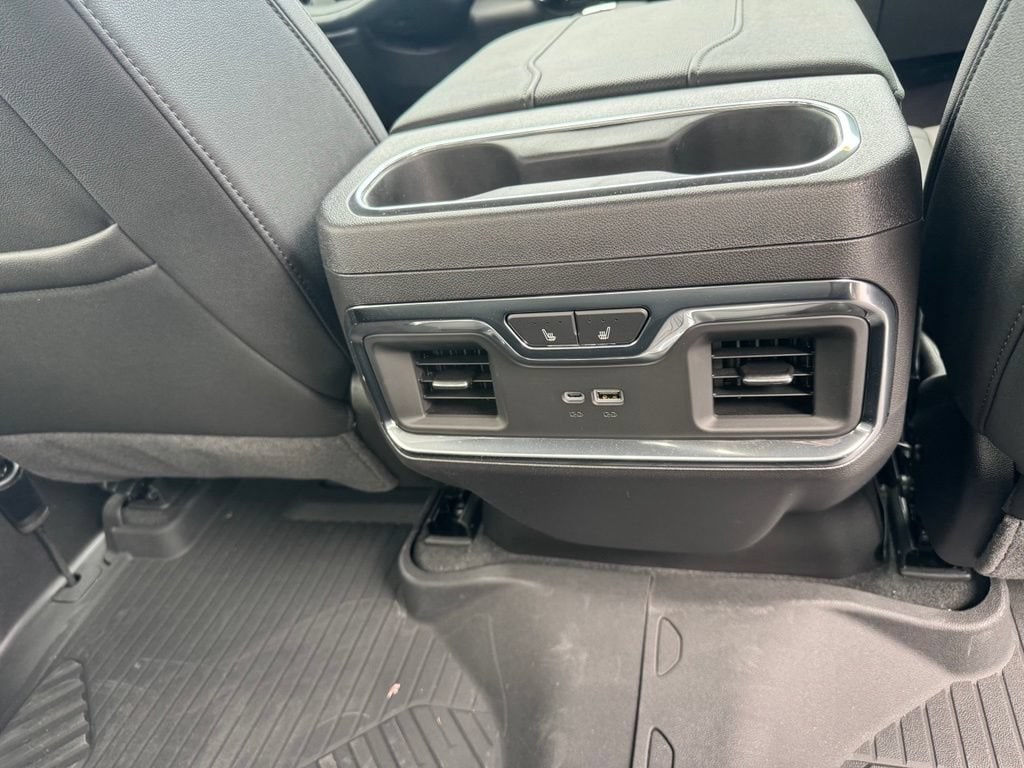 2025 Chevrolet Silverado 1500 LTZ - Photo 12