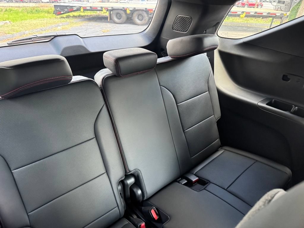 2026 Chevrolet Traverse Z71 - Photo 9