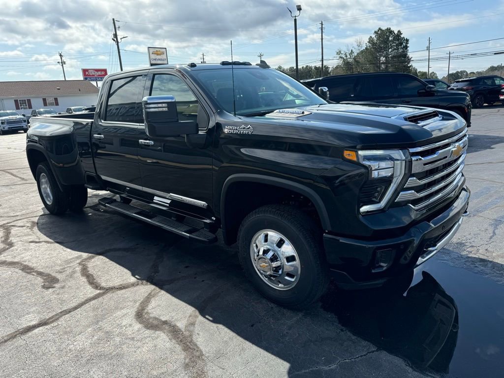 2026 Chevrolet Silverado 3500 HD High Country - Photo 15