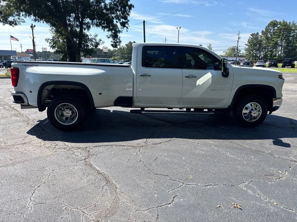 2024 Chevrolet Silverado 3500HD LTZ - Photo 8