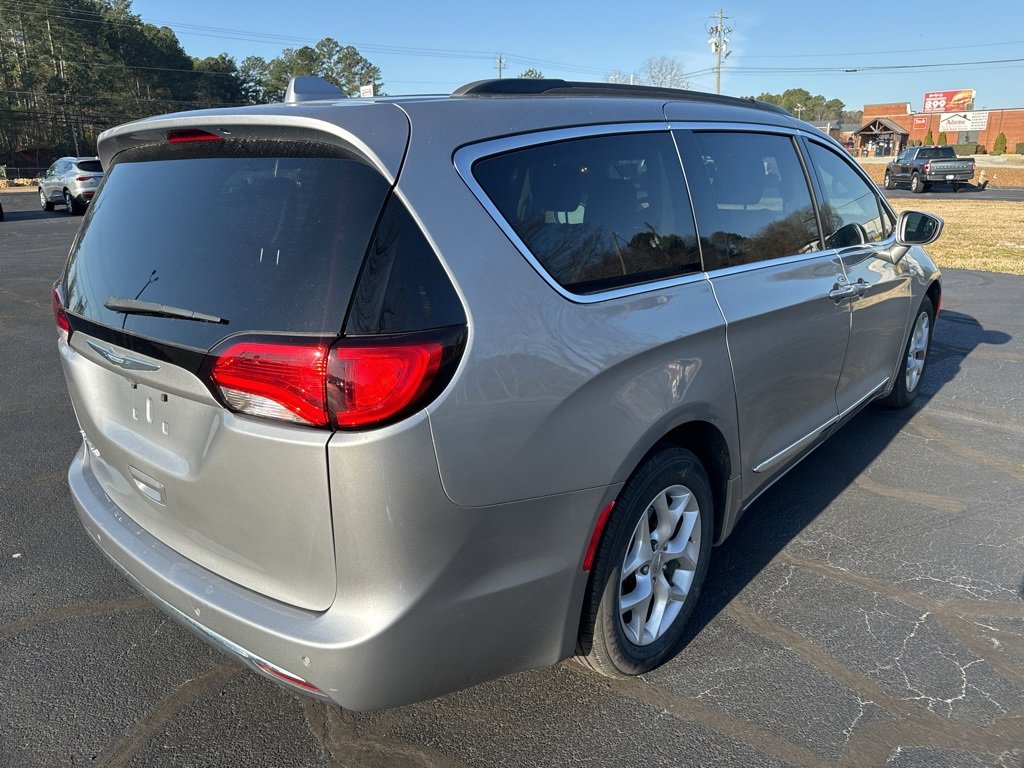Used 2017 Chrysler Pacifica Touring-L with VIN 2C4RC1BG6HR598417 for sale in Toccoa, GA