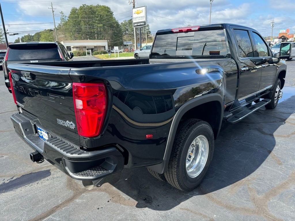 2026 Chevrolet Silverado 3500 HD High Country - Photo 5