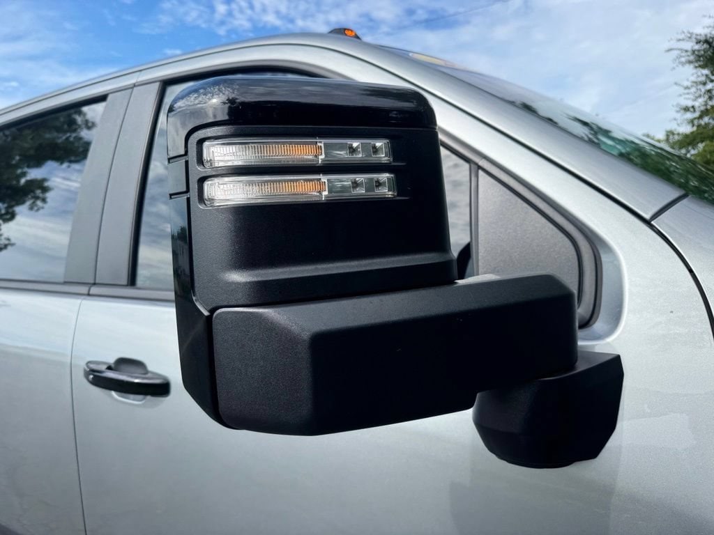 2024 Chevrolet Silverado 2500HD ZR2 - Photo 15