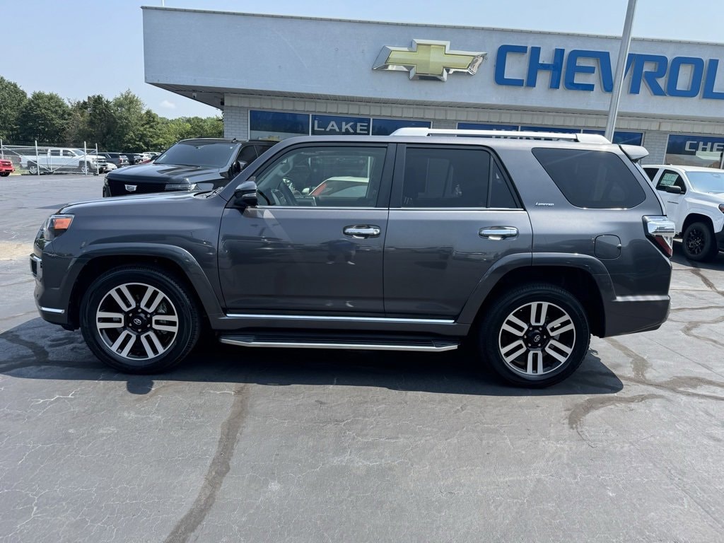 Used 2022 Toyota 4Runner Limited with VIN JTEDU5JR4N5264831 for sale in Toccoa, GA