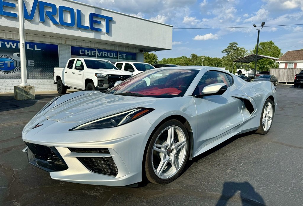 2023 Chevrolet Corvette Stingray Performance 