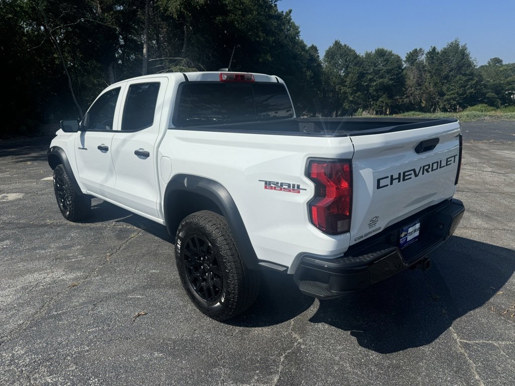 2024 Chevrolet Colorado Trail Boss photo 3