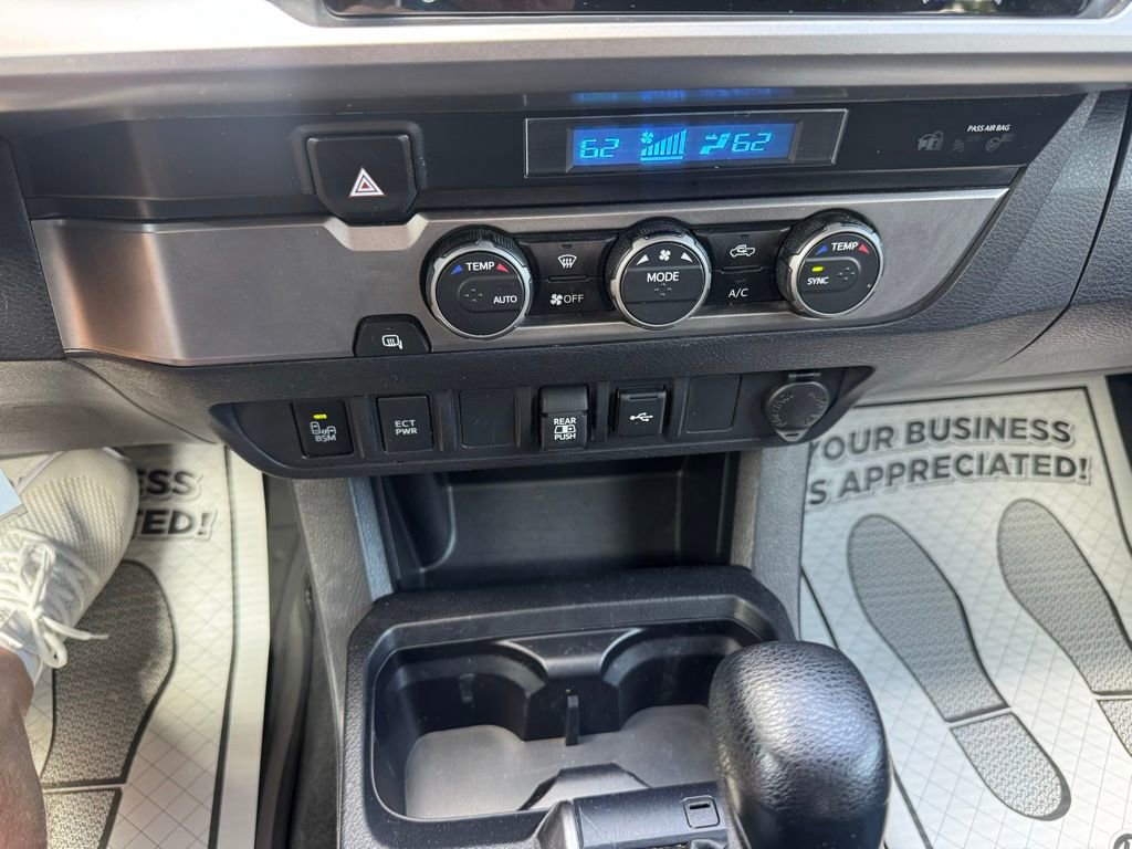 2022 Toyota Tacoma SR5 - Photo 25