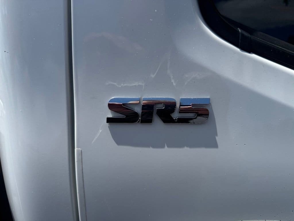 2022 Toyota Tacoma SR5 - Photo 11