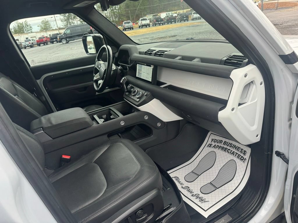 2023 Land Rover Defender X-Dynamic SE - Photo 14