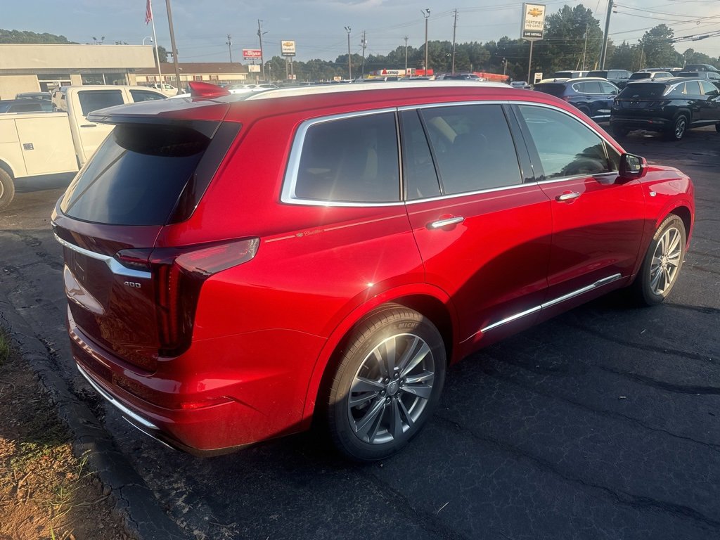 2022 Cadillac XT6 Premium Luxury photo 3