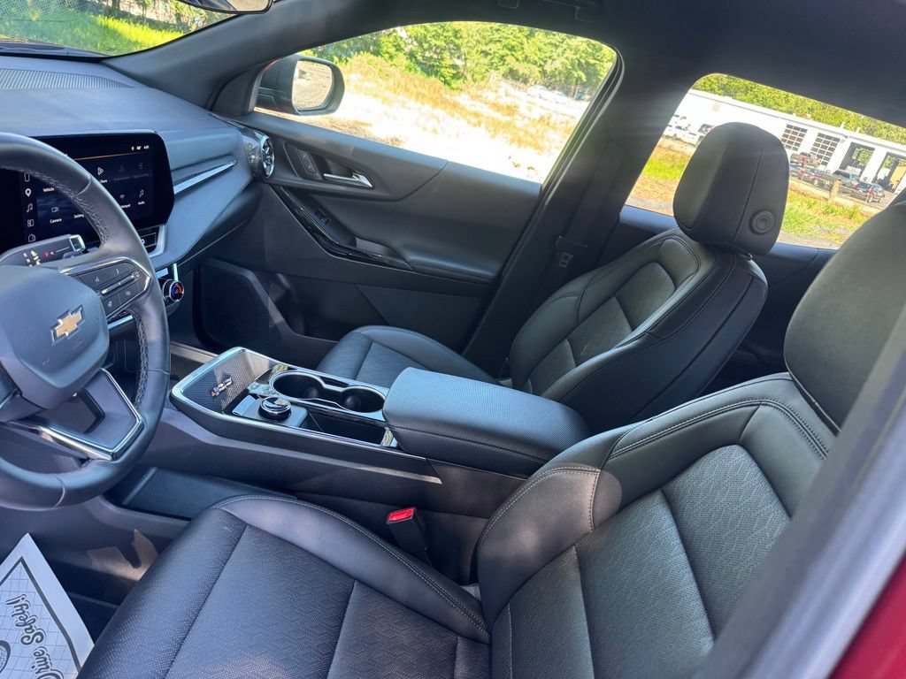 2026 Chevrolet Equinox LT - Photo 18