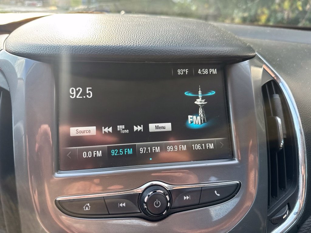 2018 Chevrolet Cruze LT - Photo 23