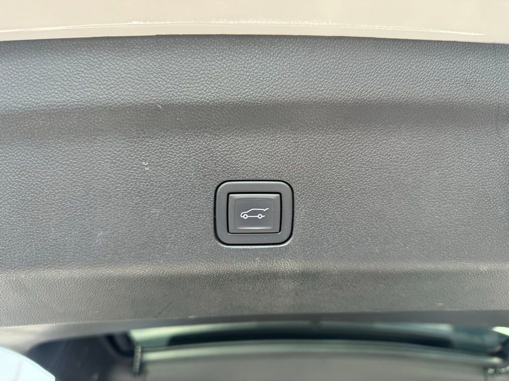 2024 Chevrolet Tahoe Premier - Photo 8