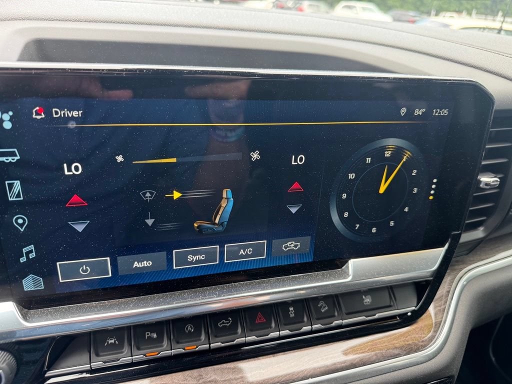 2025 Chevrolet Silverado 1500 LTZ - Photo 29