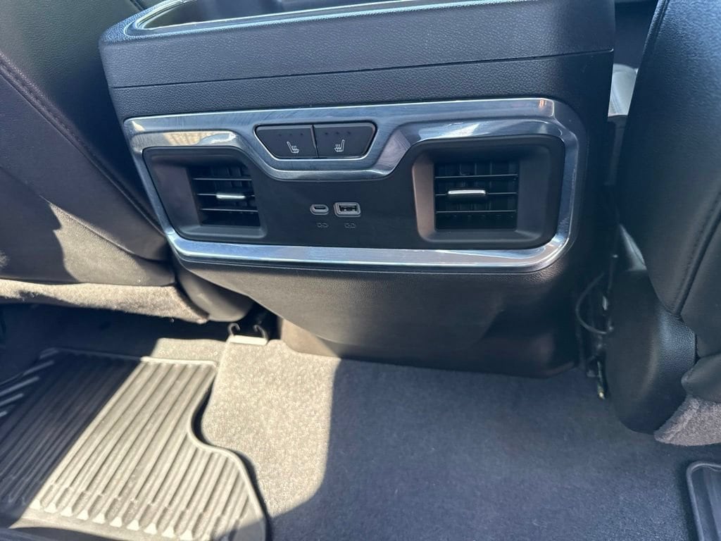 2024 Chevrolet Silverado 3500HD LTZ - Photo 11