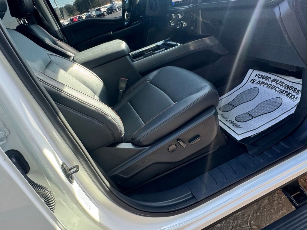 2025 Ford F-350 Super Duty Lariat - Photo 10