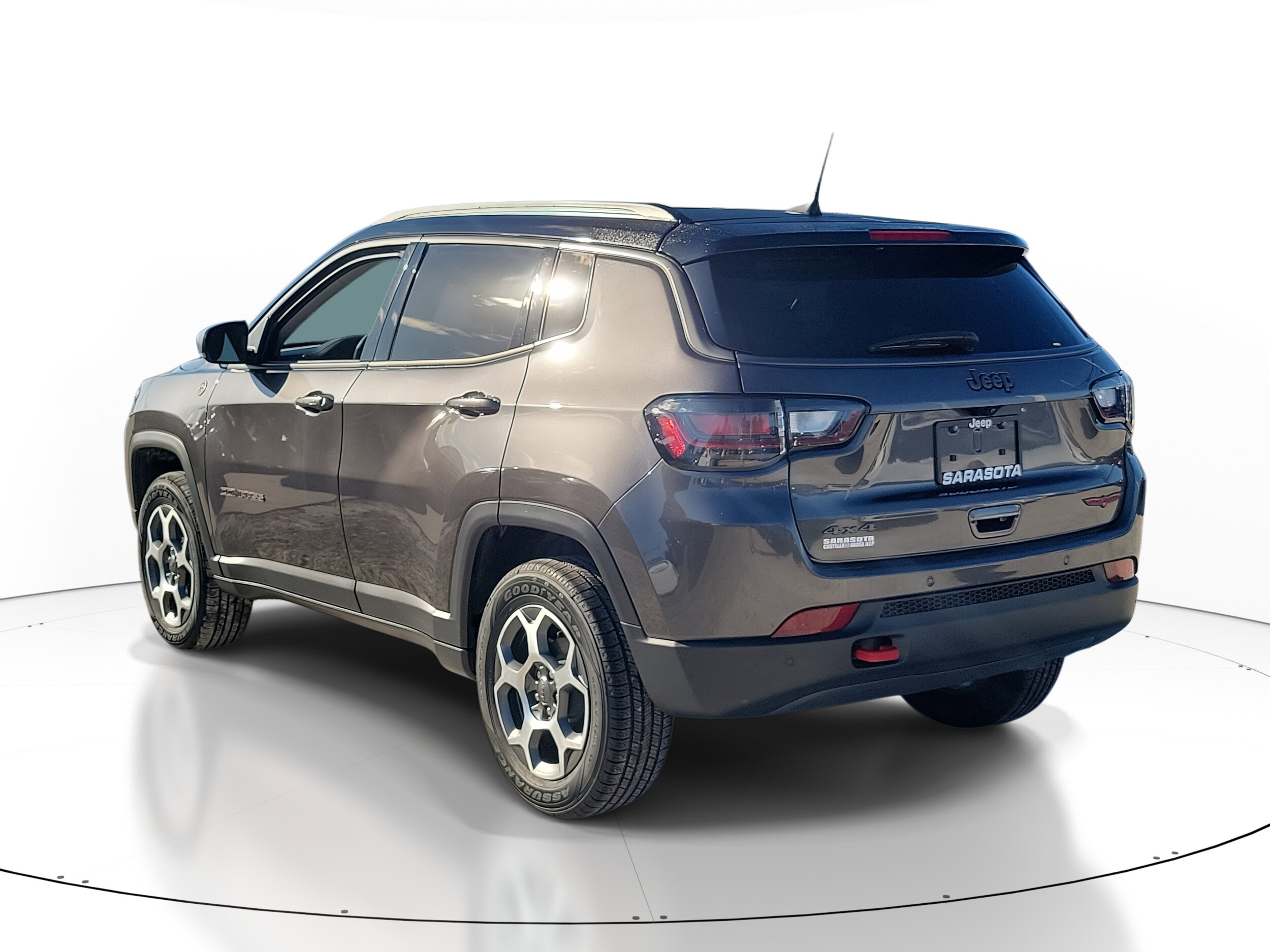 2022 Jeep Compass Trailhawk photo 3