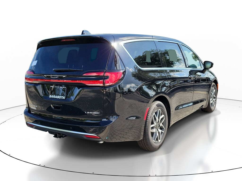 New 2027 Chrysler Pacifica Limited Limited FWD