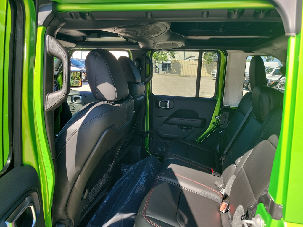 New 2025 Jeep Wrangler Rubicon Rubicon 4x4